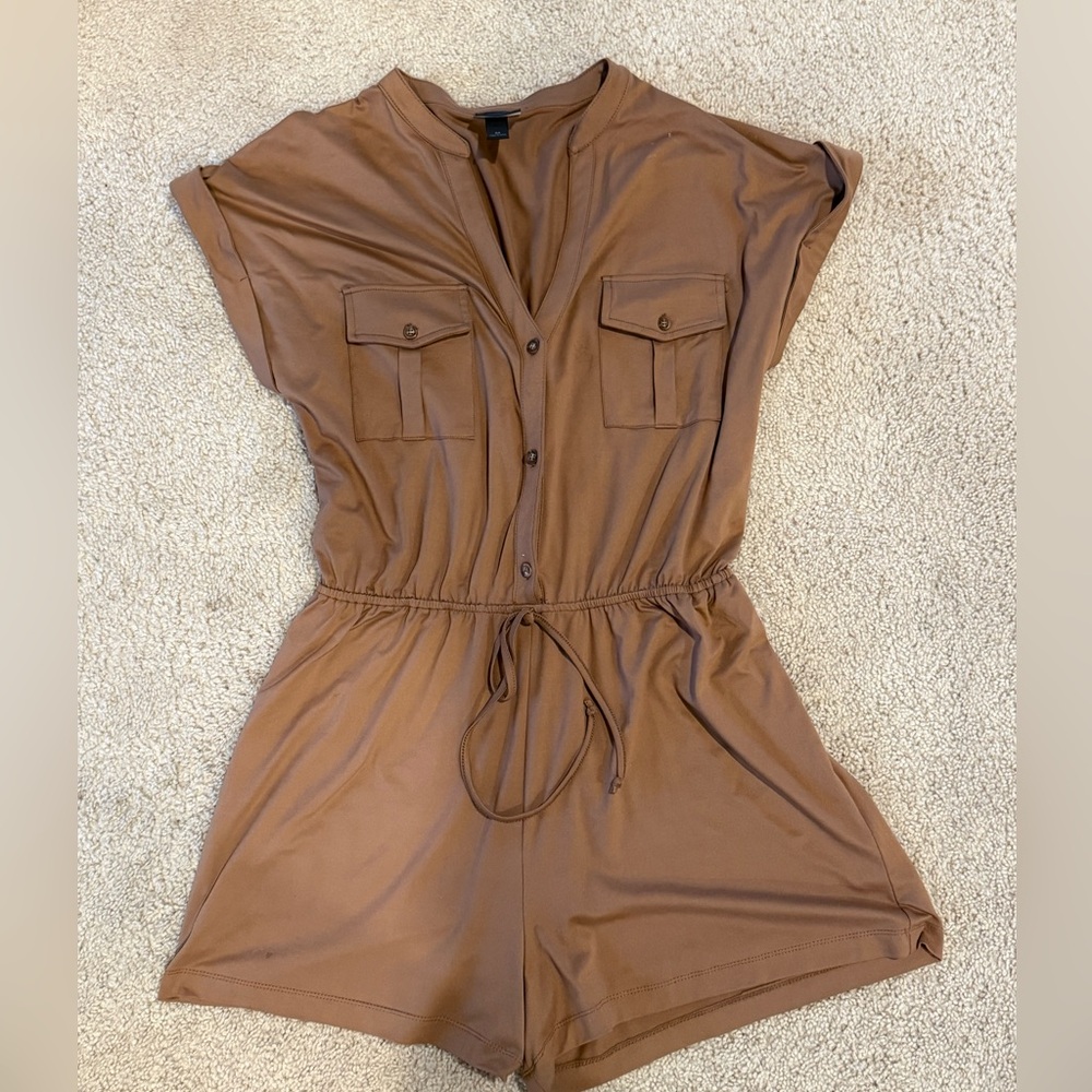 Daytrip Safari-Style Romper – Women’s Medium – Tan/Camel Button-Up